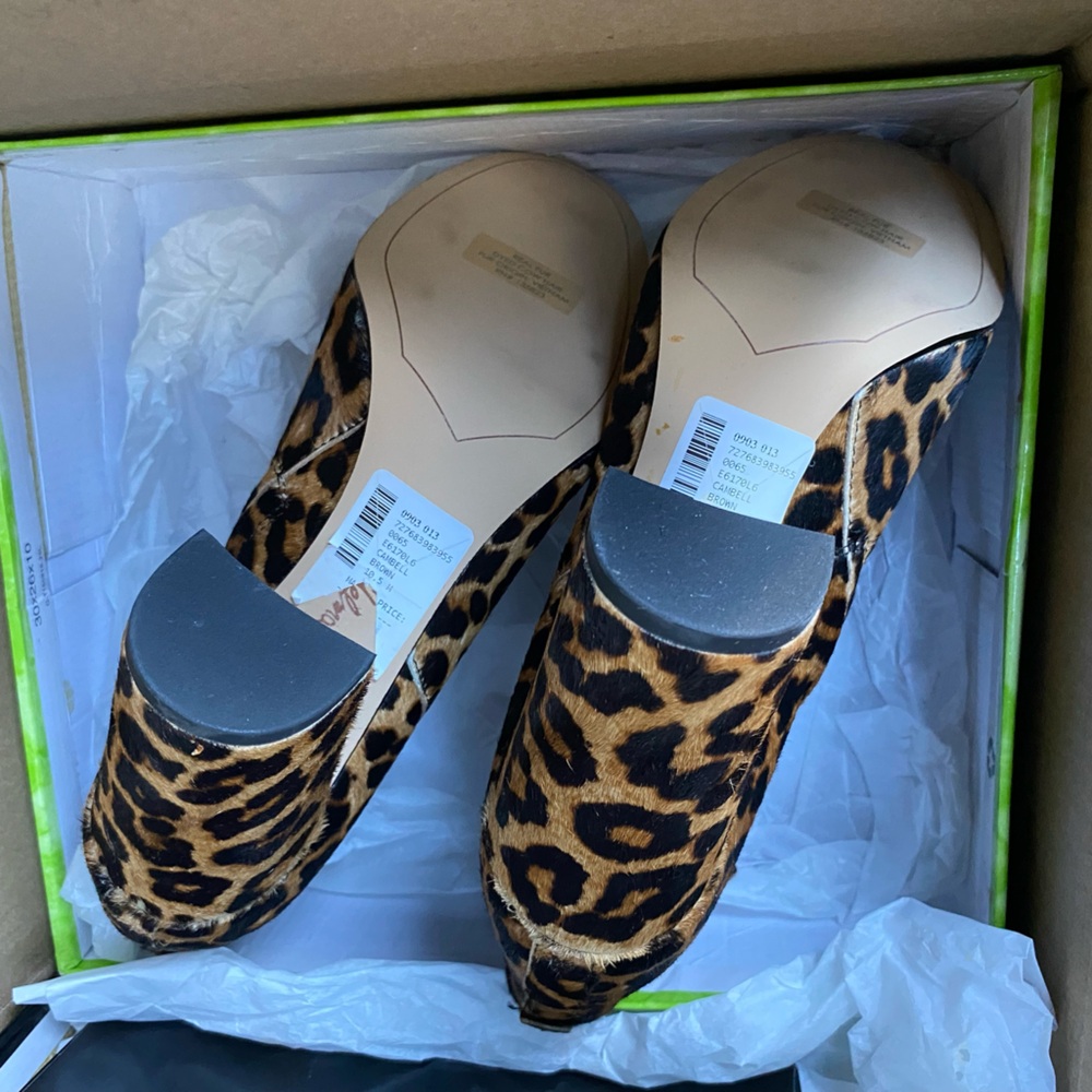 Sam Edelman Leopard Ankle Booties 🐆 - Picture 6 of 11